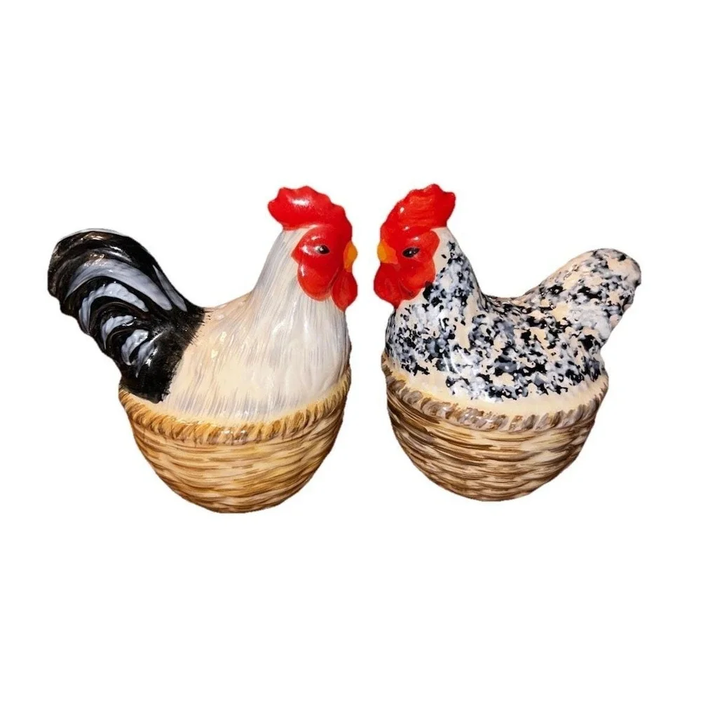 Vintage Rooster Chicken Salt Pepper Shakers Ceramic Basket Cottagecore Country